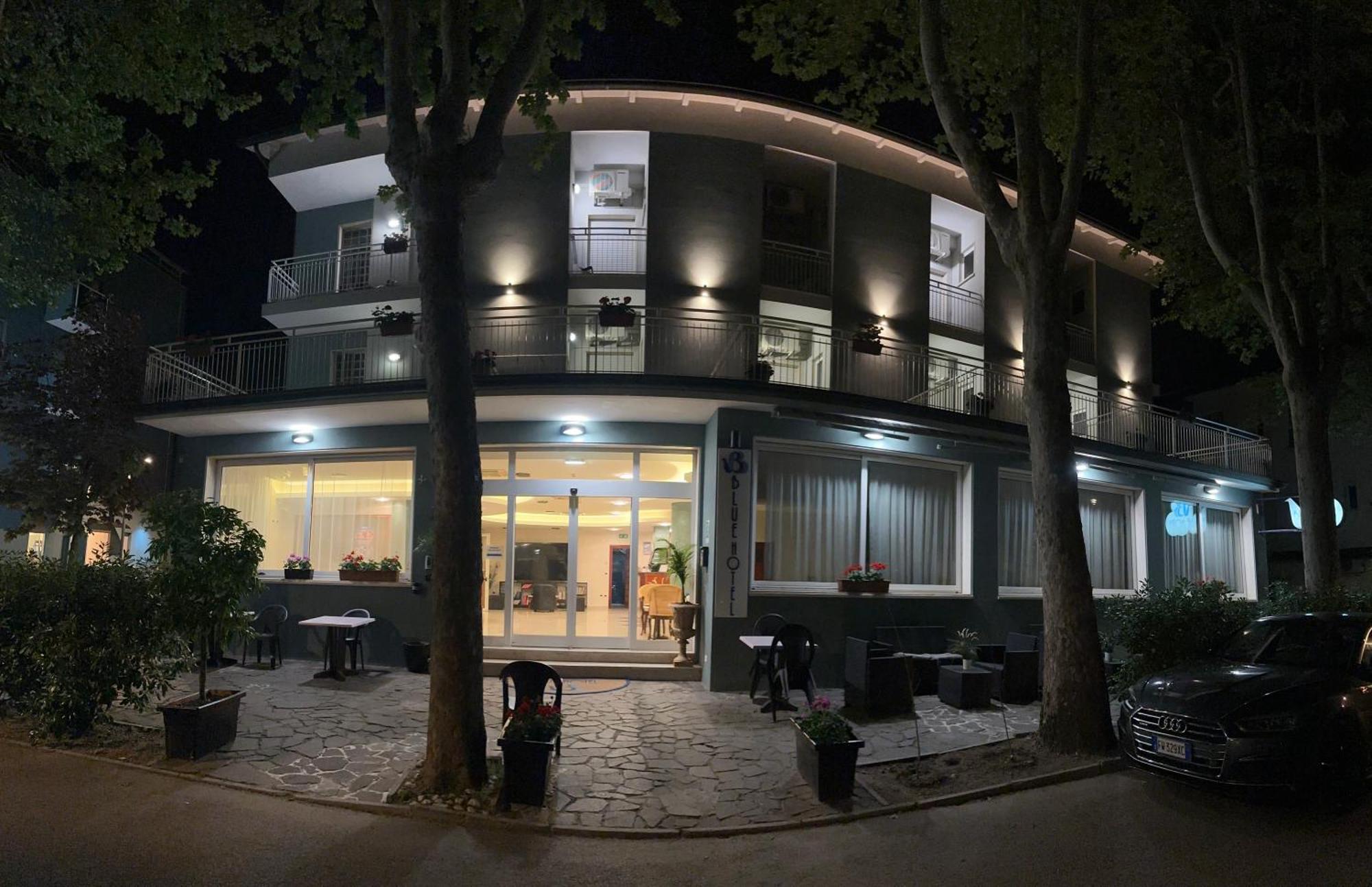 Blue Hotel 체제나티코 외부 사진