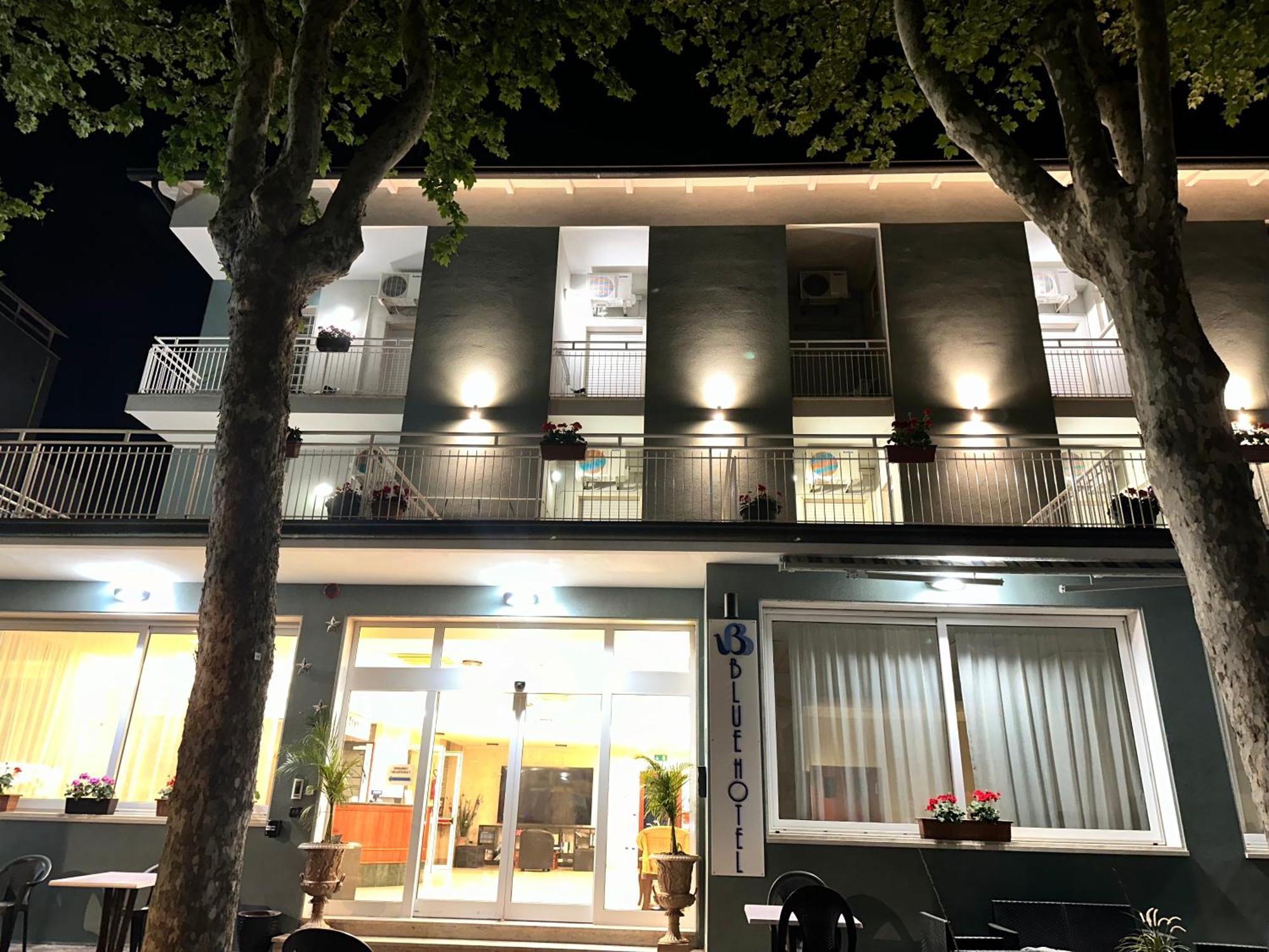 Blue Hotel 체제나티코 외부 사진