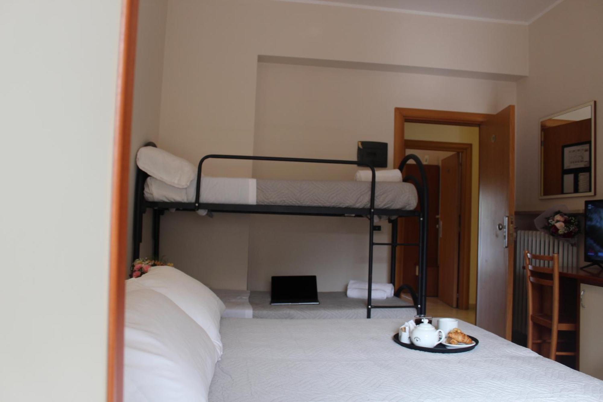 Blue Hotel 체제나티코 외부 사진